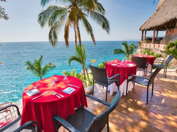 Parada obligatoria a la hora de almuerzo en un isla pricada en las Islas del Rosario.