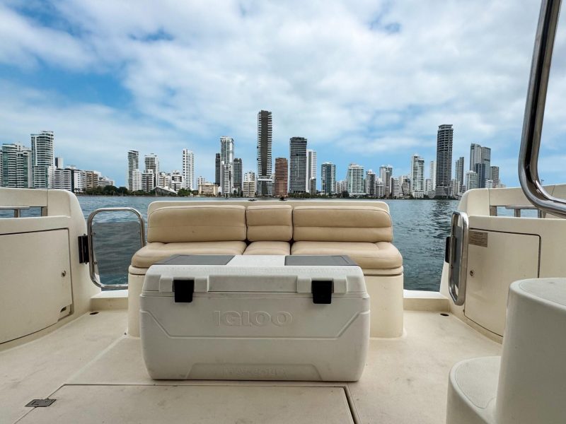 Yate Pato | Yates en Cartagena | Paradizz yacht Rental